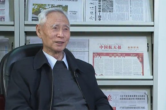  ���|���tһ̖�������w��������                ���������Ո�̖��һ������������茴�đcף���������l�ǽ��^���������r���c����߅�w�^�������@��ӡ��̫����ˣ����ڽ�������W����Փ�����L�r�����|���tһ̖���l�ǿ��w�M�ɆT�������@�Ӹп��Ї���һ�w��������l�ǳɹ��l���Ĉ�����